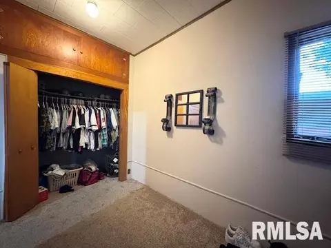 906 E Carter St, Marion, IL 62959 photo 17