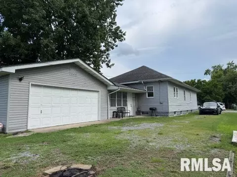906 E Carter St, Marion, IL 62959 photo 2