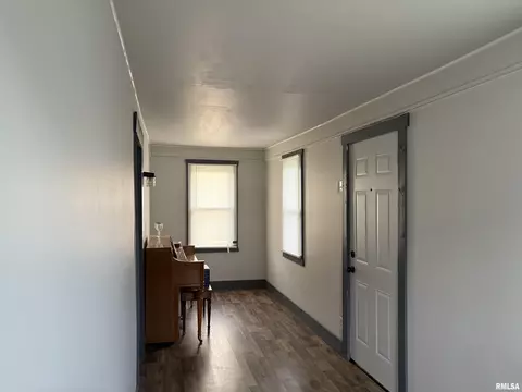 1933 Gartside St, Murphysboro, IL 62966 photo 7