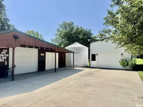 1166 Community Beach Rd, Centralia, IL 62801 photo 21