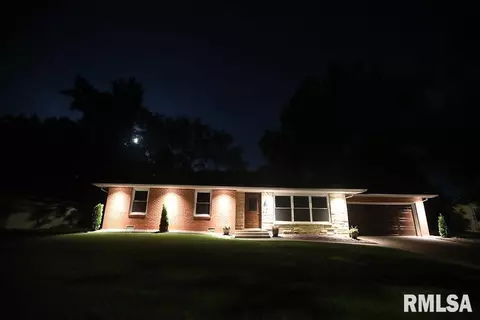 200 Circle Dr, Herrin, IL 62948 photo 22