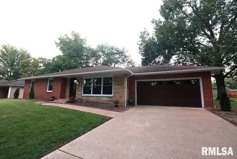 200 Circle Dr, Herrin, IL 62948 photo 24