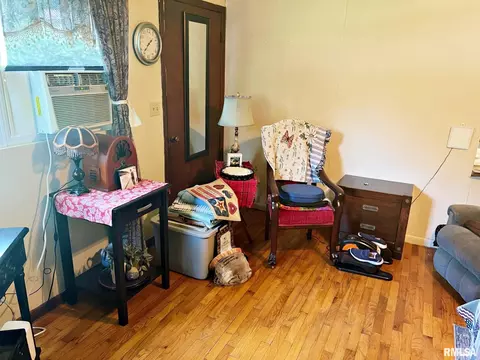 710 E 16th St, Metropolis, IL 62960 photo 5