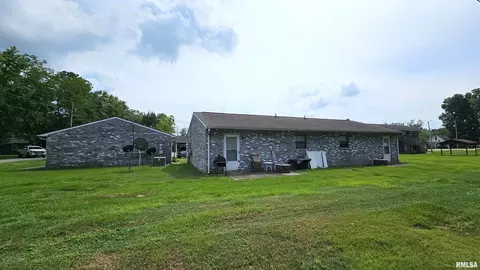 1006 E Griggs St, Marion, IL 62959 photo 7