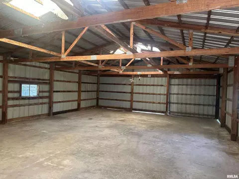307 N Main St, Ewing, IL 62836 photo 14