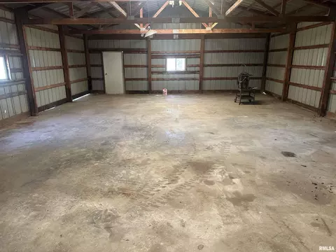 307 N Main St, Ewing, IL 62836 photo 13