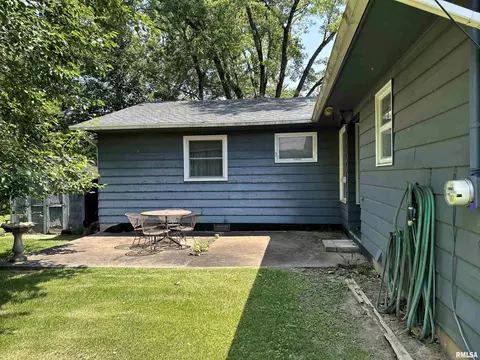 620 Indian Hill Dr, Herrin, IL 62948 photo 16