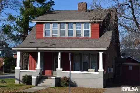 406 W Walnut St, Carbondale, IL 62901