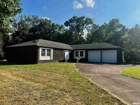 21 Spring Arbor Dr, Carbondale, IL 62901
