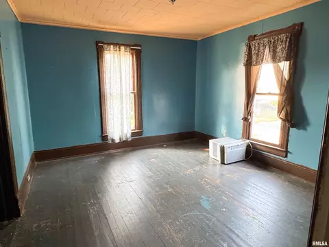 201 E High St, Anna, IL 62906 photo 18