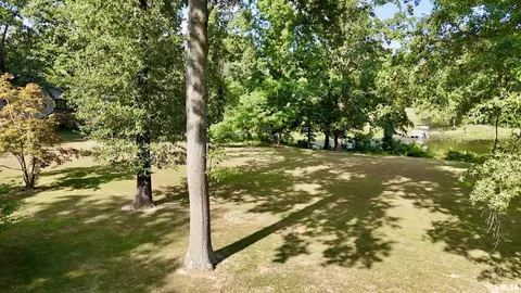 00 E Sunnyside Ln, Benton, IL 62812 photo 9