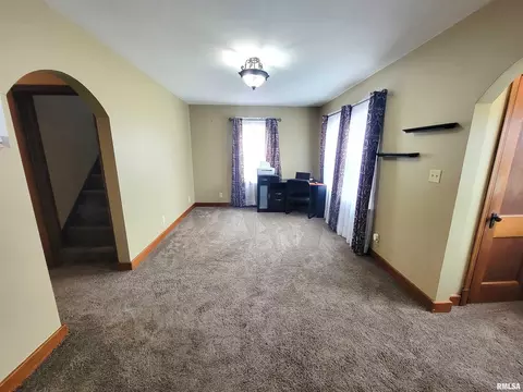 123 E Washington St, Flora, IL 62839 photo 39