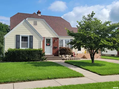 123 E Washington St, Flora, IL 62839 photo 82