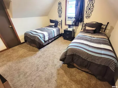 123 E Washington St, Flora, IL 62839 photo 58