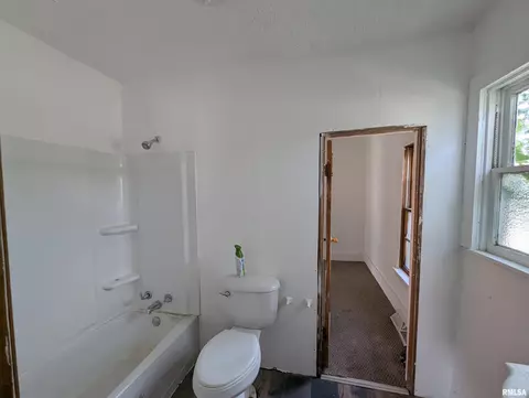 314 Howard St, Centralia, IL 62801 photo 8