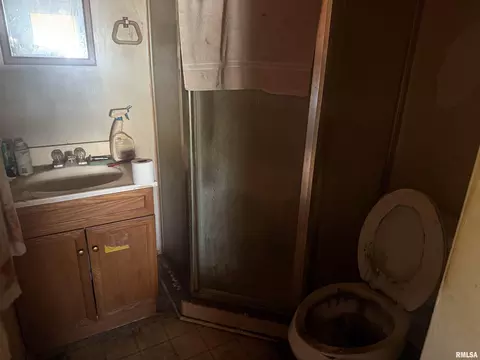 206 E 12th St, Metropolis, IL 62960 photo 8