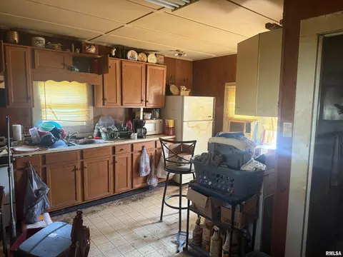 206 E 12th St, Metropolis, IL 62960 photo 6