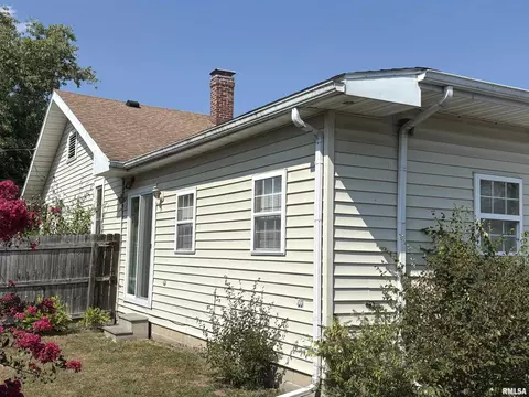 2043 Pine St, Murphysboro, IL 62966 photo 14