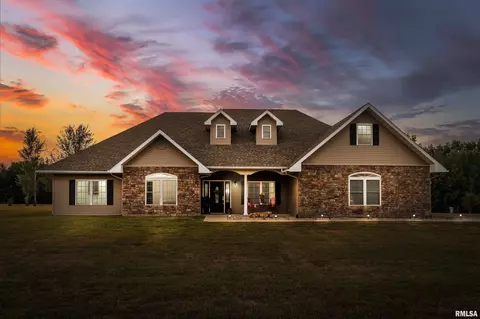 181 Hanover Ln, Murphysboro, IL 62966
