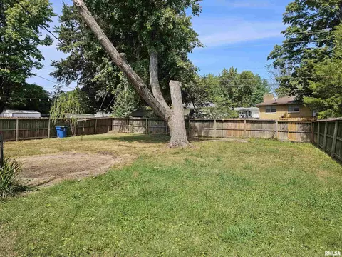 3104 Cherry St, Mount Vernon, IL 62864 photo 9