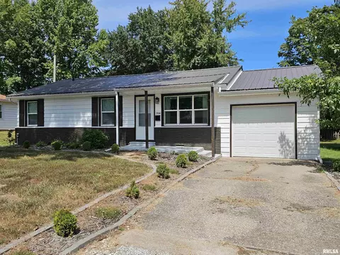 3104 Cherry St, Mount Vernon, IL 62864 photo 3