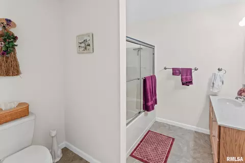 6458 Bailey Rd, Salem, IL 62881 photo 35