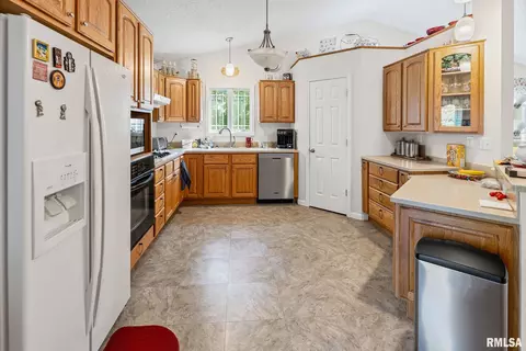 6458 Bailey Rd, Salem, IL 62881 photo 25