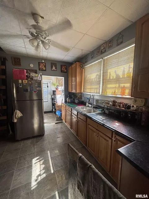 1002 Ferry St, Metropolis, IL 62960 photo 10