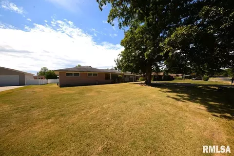 23 Greve St, Centralia, IL 62801 photo 6