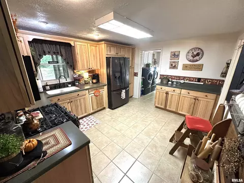 2345 Copple Rd, Centralia, IL 62801 photo 3