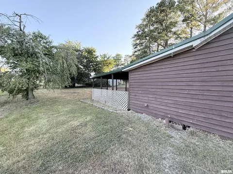 108 W Benedict St, Valier, IL 62891 photo 22