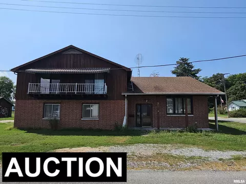 201 Elliott St, Crossville, IL 62827