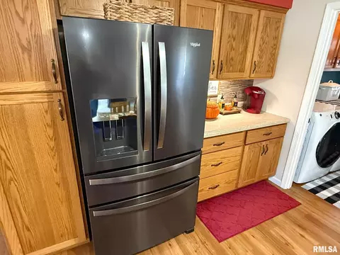 Kitchen - 612 E 12th St, Flora, IL 62839 photo 2 of 8