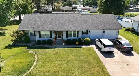 Other - 612 E 12th St, Flora, IL 62839 photo 1 of 28