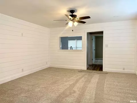 1104 W Chestnut St, Marion, IL 62959 photo 7