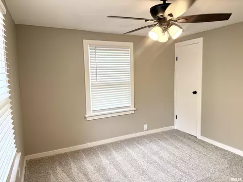 1104 W Chestnut St, Marion, IL 62959 photo 12