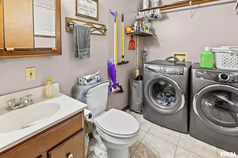 628 Tracy Ter, Centralia, IL 62801 photo 22