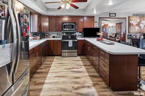 628 Tracy Ter, Centralia, IL 62801 photo 19