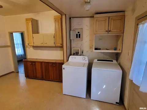 1101 S Cherry St, Centralia, IL 62801 photo 7