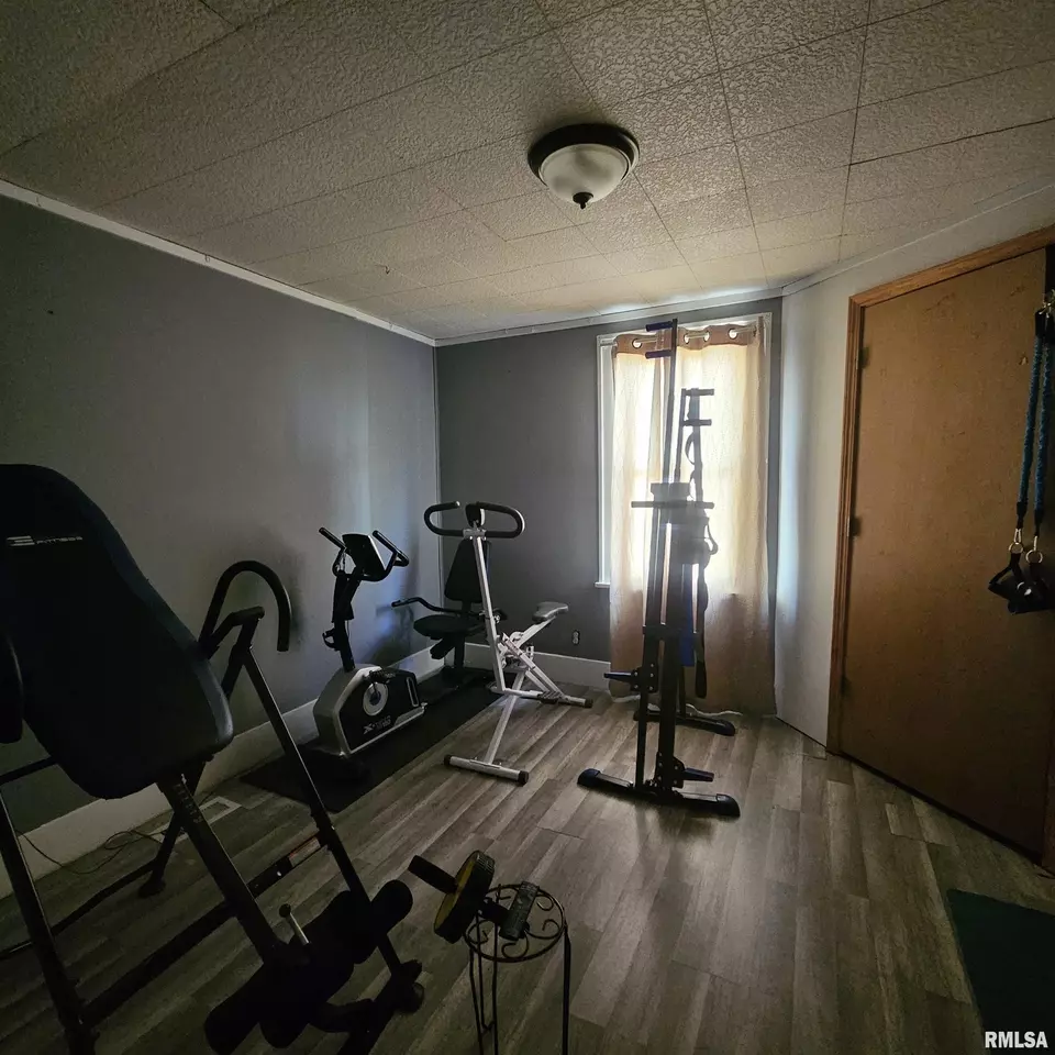 Other - 1406 S 12th St, Mount Vernon, IL 62864 photo 7 of 9