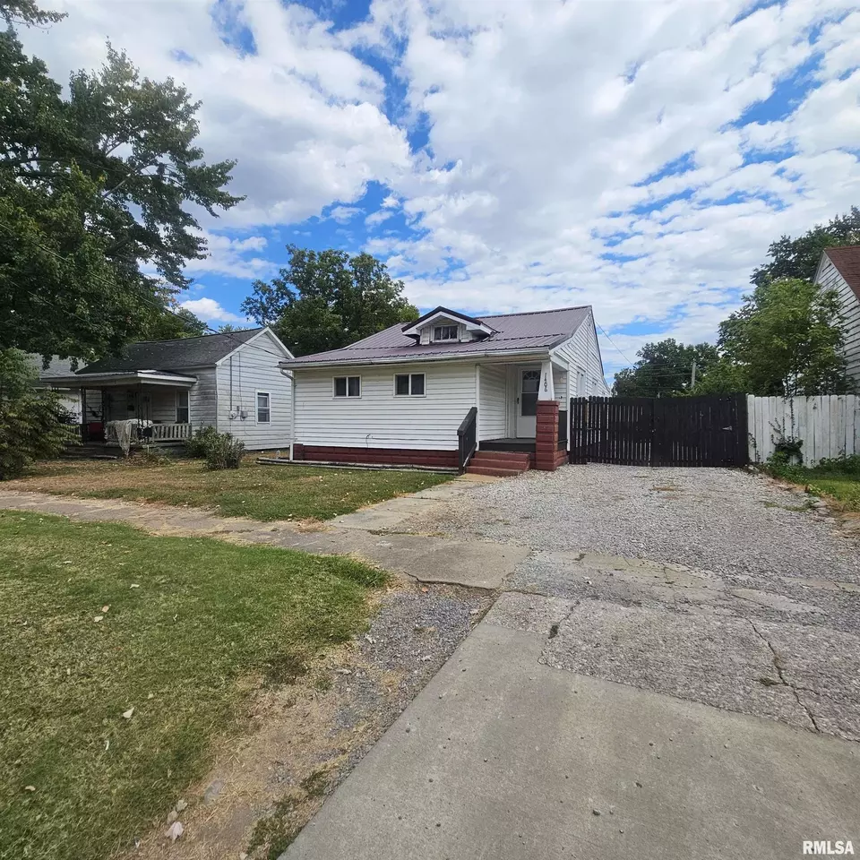 Other - 1406 S 12th St, Mount Vernon, IL 62864 photo 3 of 9