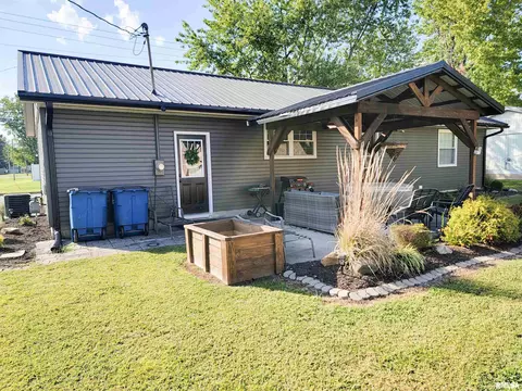 616 Seminary St, Flora, IL 62839 photo 78