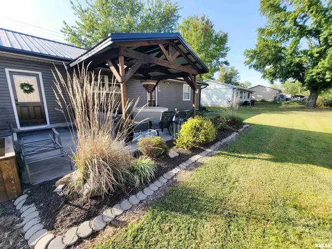 616 Seminary St, Flora, IL 62839 photo 58