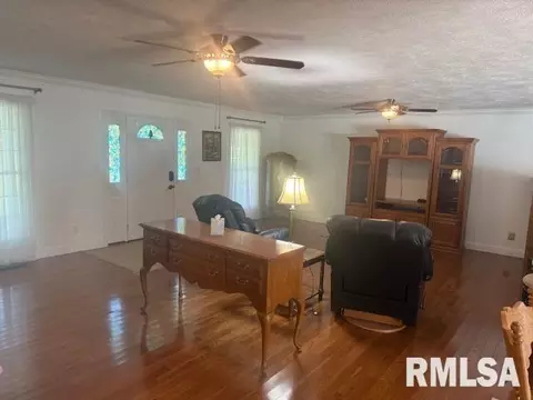601 N 33rd St, Herrin, IL 62948 photo 7