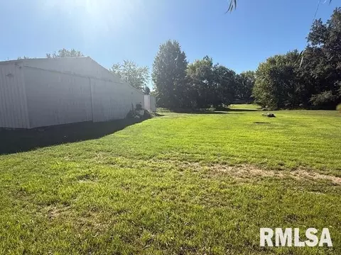 601 N 33rd St, Herrin, IL 62948 photo 15