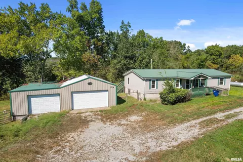 1071 State Highway 145 N Rte, Simpson, IL 62985