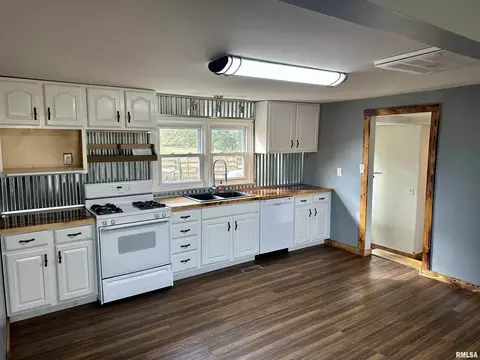 7184 Quail Run Rd, Iuka, IL 62849 photo 13