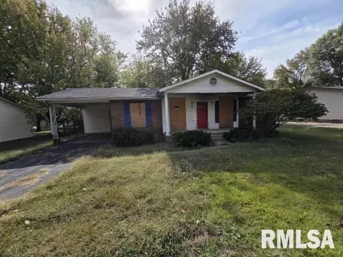 1511 Triangle St, Mount Vernon, IL 62864