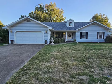 3517 Victoria Ave, Mount Vernon, IL 62864