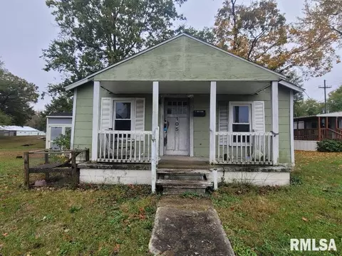 105 E Casey Ave, Mount Vernon, IL 62864